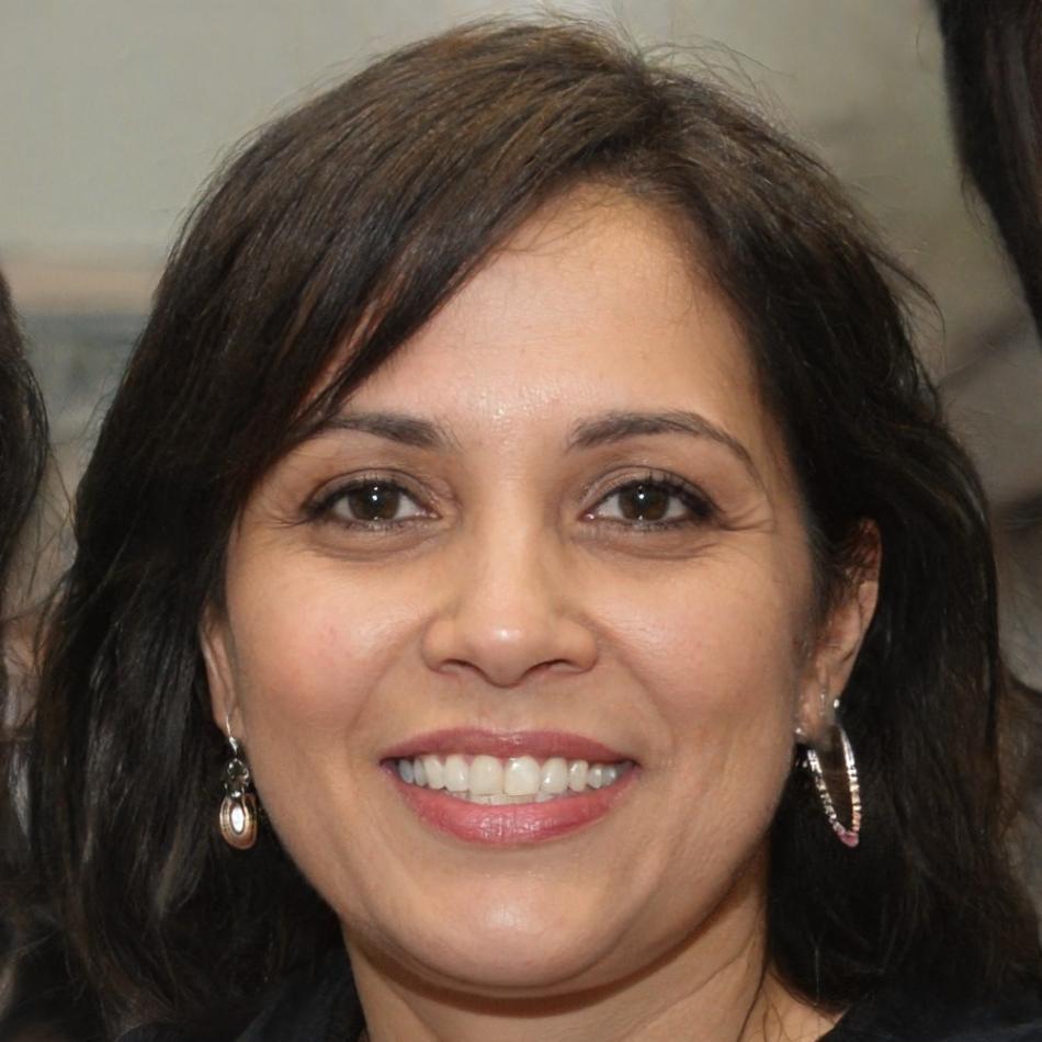 Portrait de Nadia Kerdoun, mentor en développement commercial